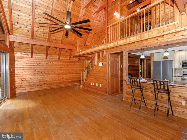 6838 MOUNTAIN CHURCH RD, Middletown, MD 21769