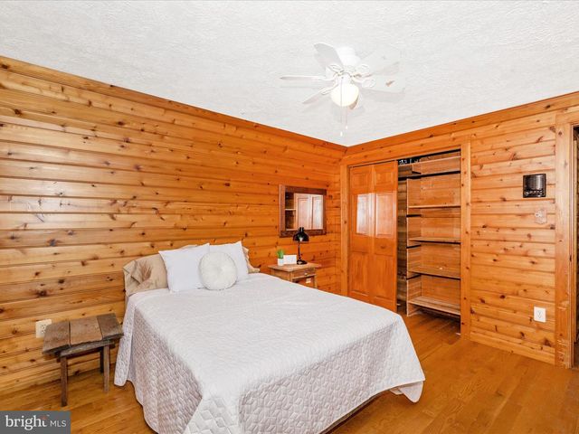 6838 MOUNTAIN CHURCH RD, Middletown, MD 21769