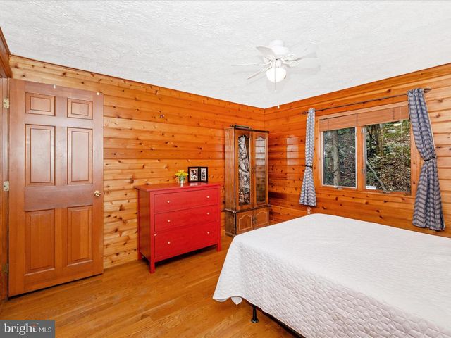 6838 MOUNTAIN CHURCH RD, Middletown, MD 21769