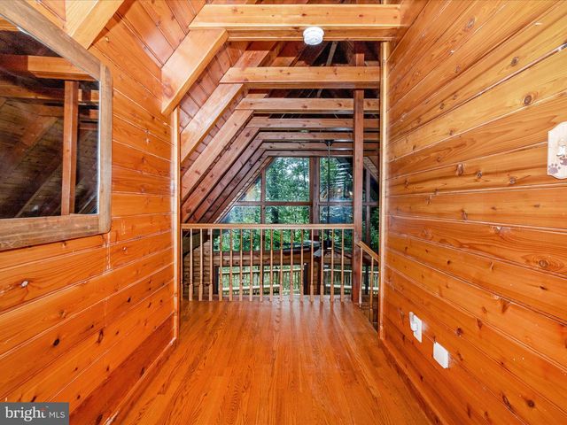 6838 MOUNTAIN CHURCH RD, Middletown, MD 21769