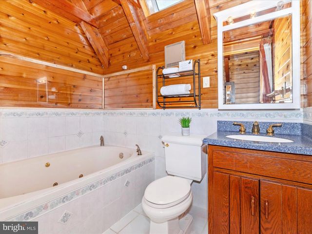 6838 MOUNTAIN CHURCH RD, Middletown, MD 21769