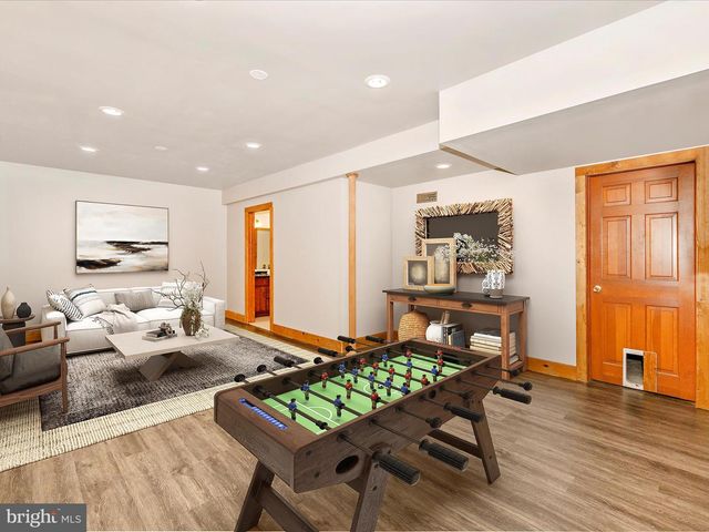 6838 MOUNTAIN CHURCH RD, Middletown, MD 21769