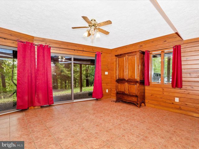 6838 MOUNTAIN CHURCH RD, Middletown, MD 21769