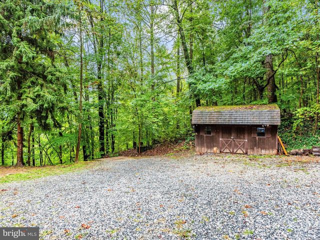 6838 MOUNTAIN CHURCH RD, Middletown, MD 21769