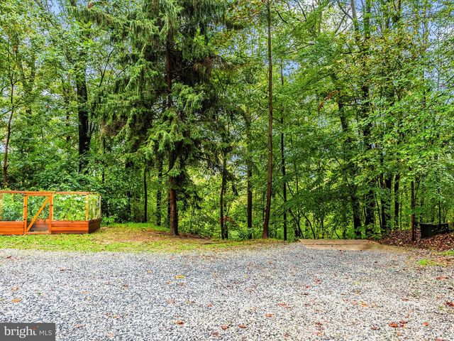 6838 MOUNTAIN CHURCH RD, Middletown, MD 21769