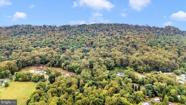 6838 MOUNTAIN CHURCH RD, Middletown, MD 21769