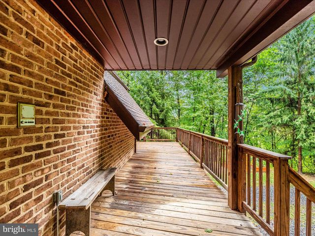 6838 MOUNTAIN CHURCH RD, Middletown, MD 21769