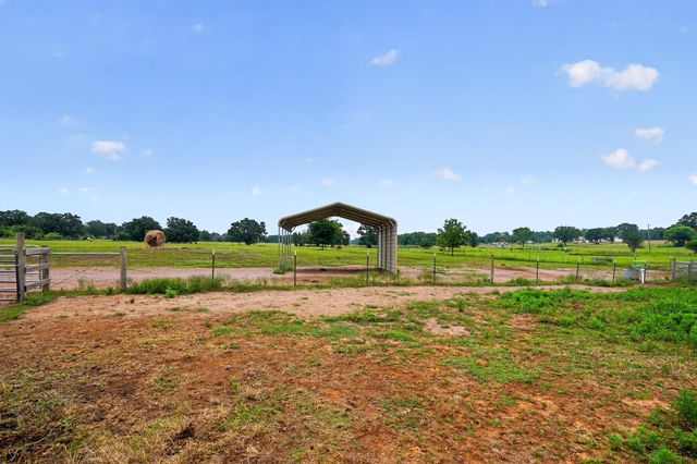 7821 County Road 460, Normangee, TX 77871