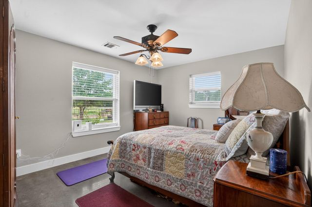 7821 County Road 460, Normangee, TX 77871