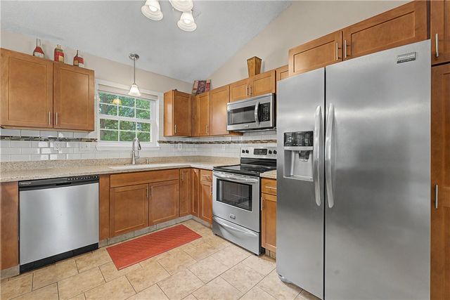 7 Walney Drive, Bella Vista, AR 72715