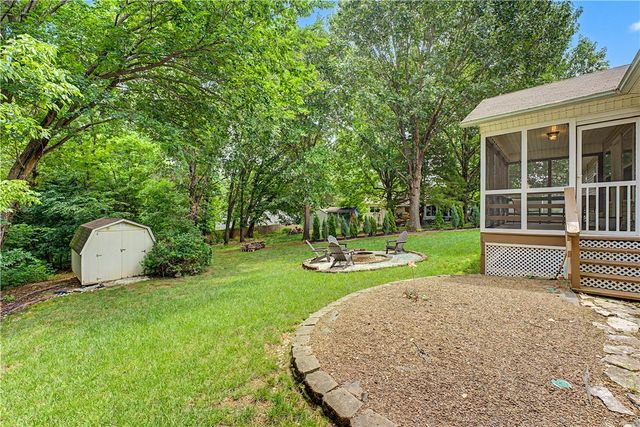 7 Walney Drive, Bella Vista, AR 72715