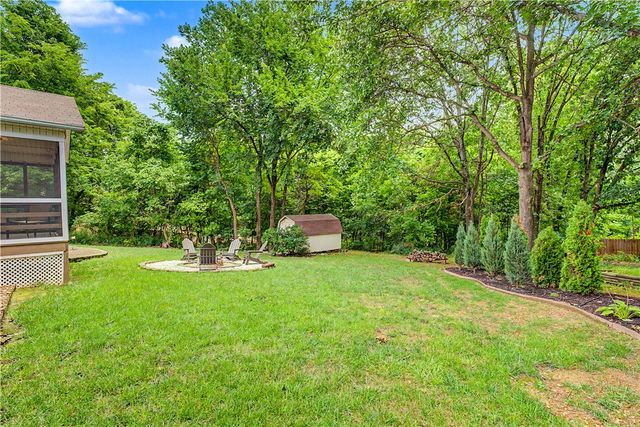 7 Walney Drive, Bella Vista, AR 72715