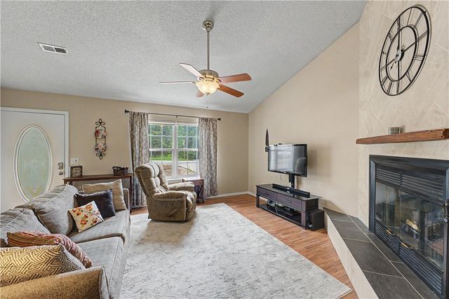 7 Walney Drive, Bella Vista, AR 72715
