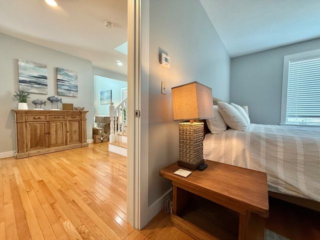 11 High Meadow, Oak Bluffs, MA 02557