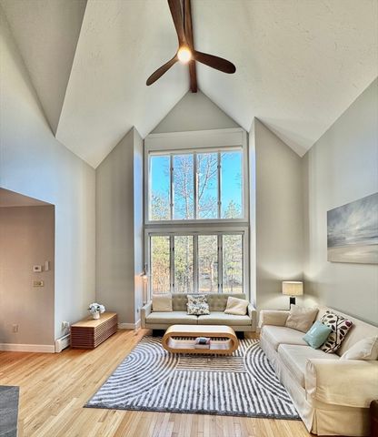 11 High Meadow, Oak Bluffs, MA 02557