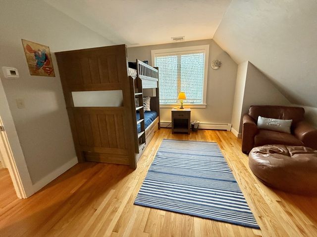 11 High Meadow, Oak Bluffs, MA 02557