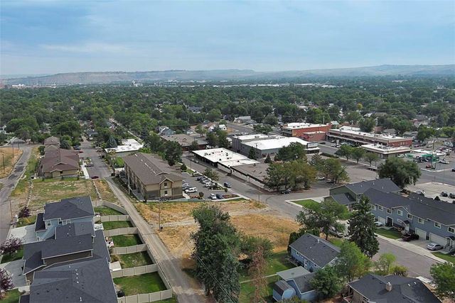 1009 WYOMING AVENUE, Billings, MT 59102