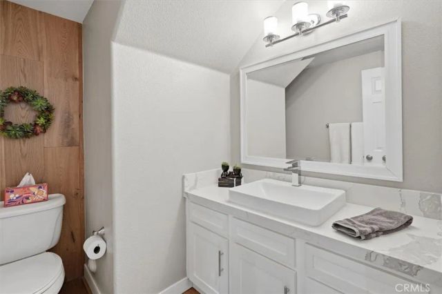 27933 Mariposa Street, Valencia, CA 91355