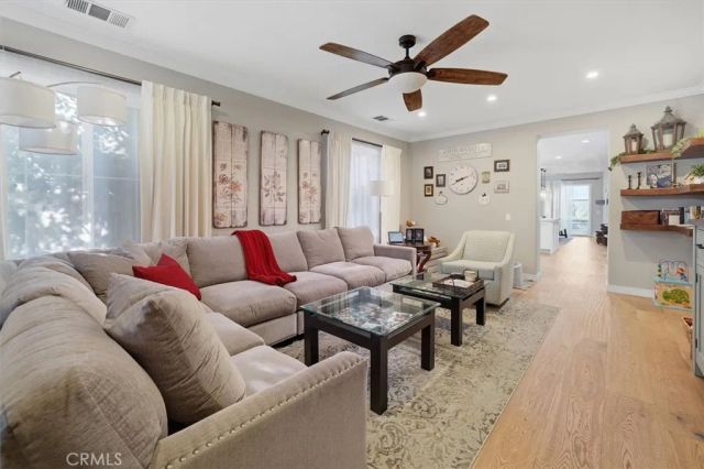 27933 Mariposa Street, Valencia, CA 91355