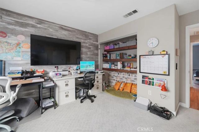 27933 Mariposa Street, Valencia, CA 91355