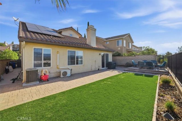 27933 Mariposa Street, Valencia, CA 91355