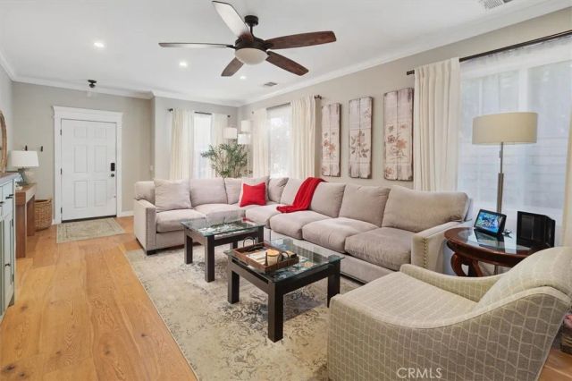 27933 Mariposa Street, Valencia, CA 91355
