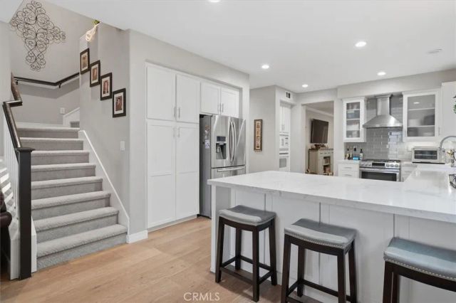 27933 Mariposa Street, Valencia, CA 91355