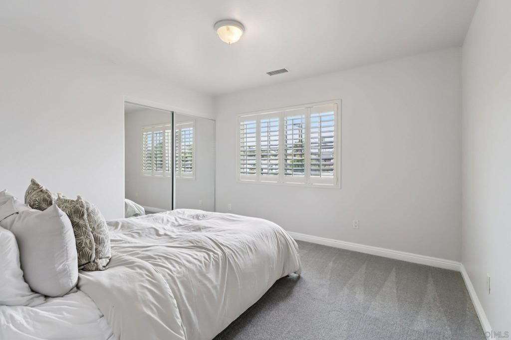 Image 21 of property listing at 761 Georgia, Imperial Beach, CA 91932