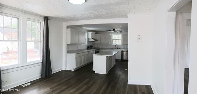 919 College Circle N, Wilson, NC 27893