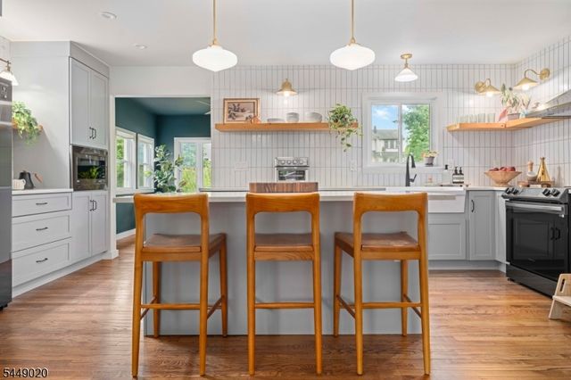 430 W 6Th Ave, Roselle Boro, NJ 07203
