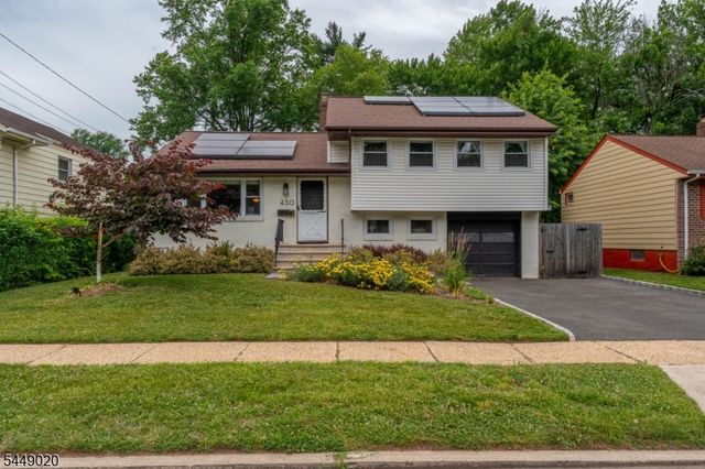 430 W 6Th Ave, Roselle Boro, NJ 07203