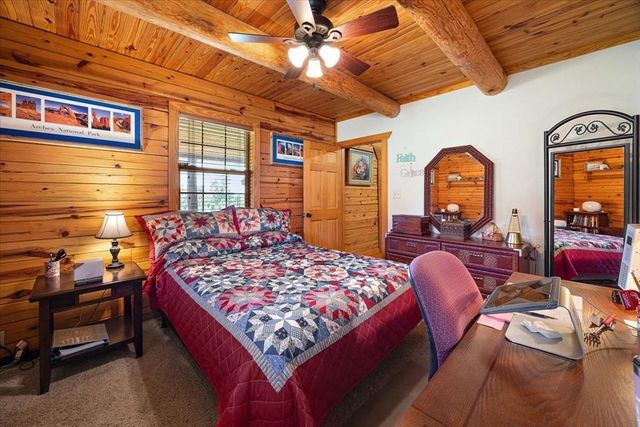 2000 County Road 852, Cushing, TX 75760