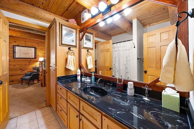 2000 County Road 852, Cushing, TX 75760