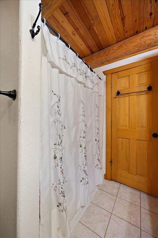 2000 County Road 852, Cushing, TX 75760