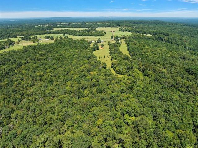 2000 County Road 852, Cushing, TX 75760