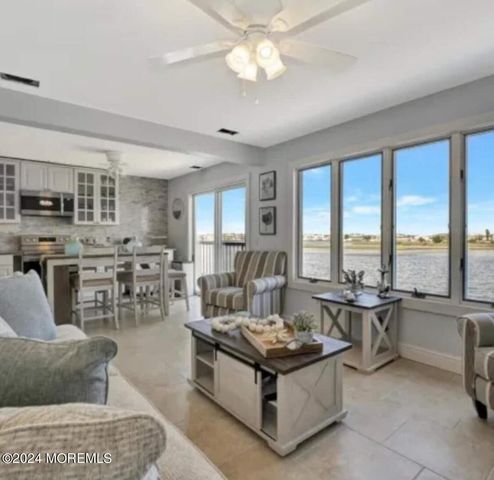 18 Harborside Drive E, Seaside Heights, NJ 08751