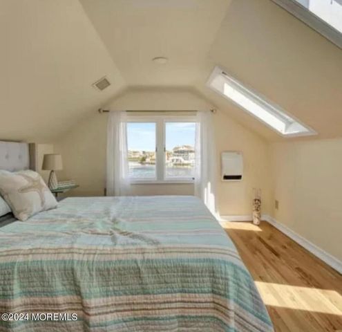 18 Harborside Drive E, Seaside Heights, NJ 08751