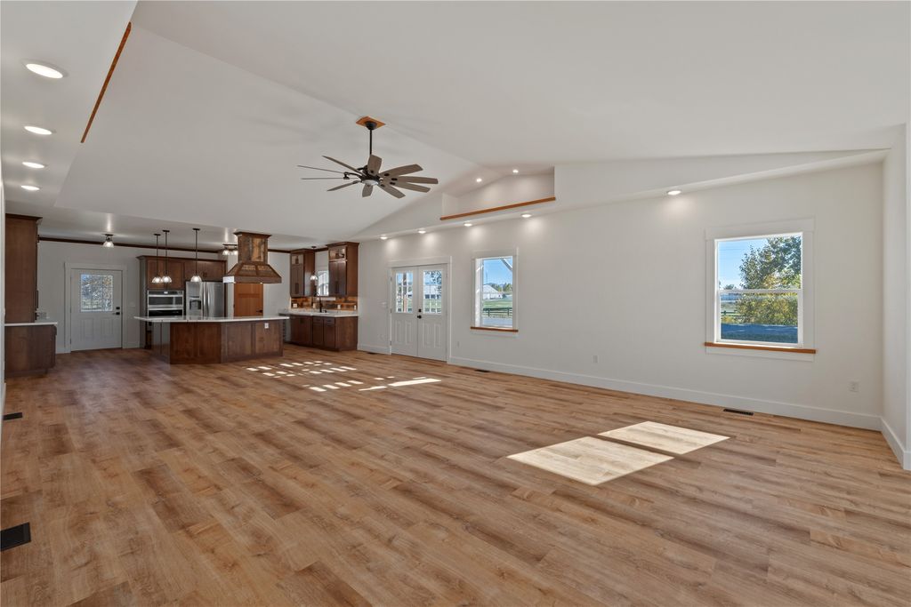 622 Sagebrush Lane, Deer Lodge, MT 59722 photo 5