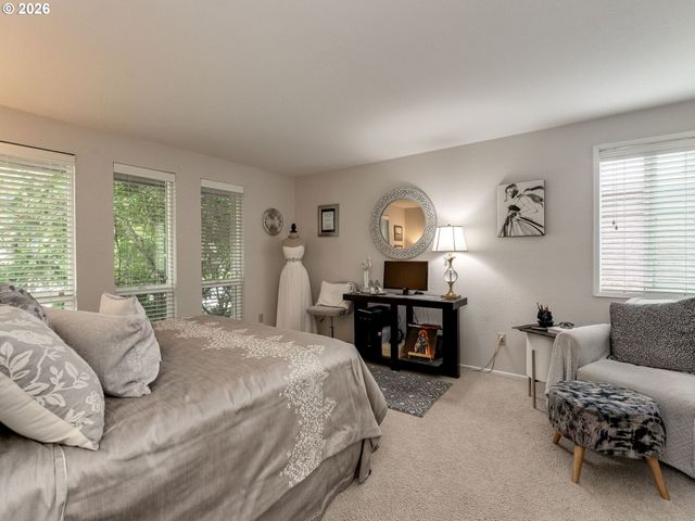 1765 CINNAMON HILL Dr Se, Salem, OR 97306