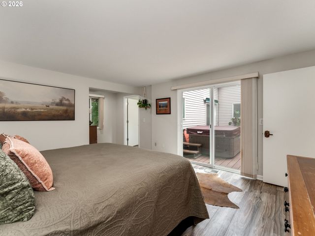 1765 CINNAMON HILL Dr Se, Salem, OR 97306
