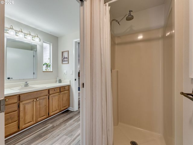 1765 CINNAMON HILL Dr Se, Salem, OR 97306