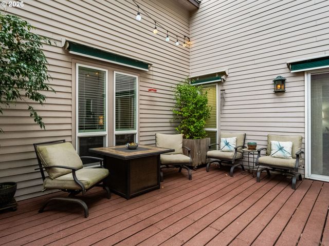 1765 CINNAMON HILL Dr Se, Salem, OR 97306