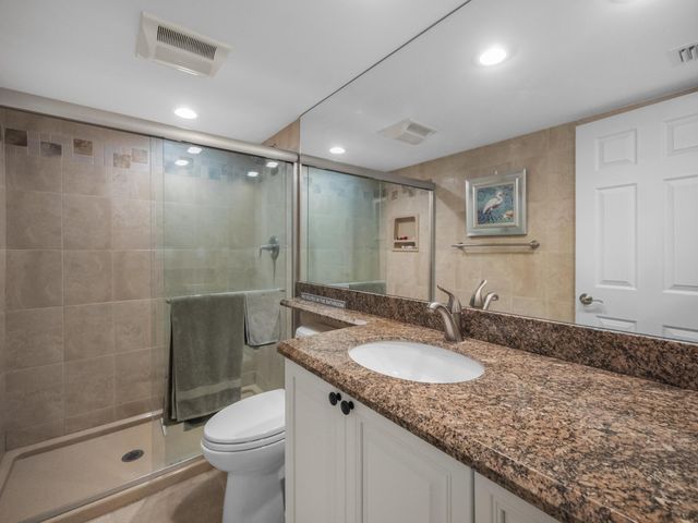 5420 N Ocean Drive 502, Riviera Beach, FL 33404