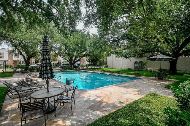 5214 Palmetto Street, Bellaire, TX 77401