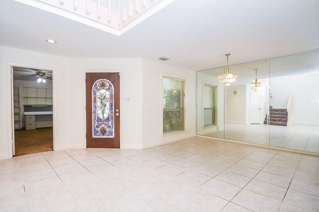 5214 Palmetto Street, Bellaire, TX 77401