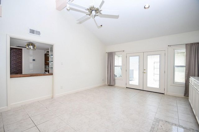 5214 Palmetto Street, Bellaire, TX 77401