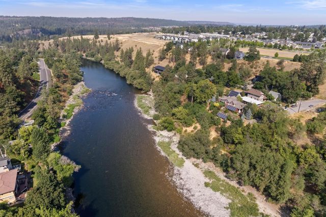 2114 W FALLS Ave, Spokane, WA 99201