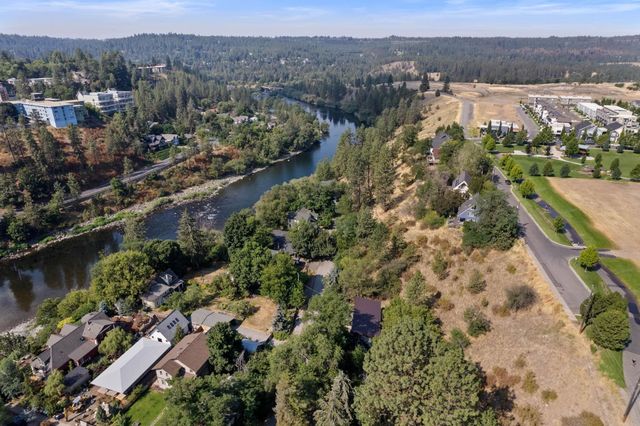 2114 W FALLS Ave, Spokane, WA 99201