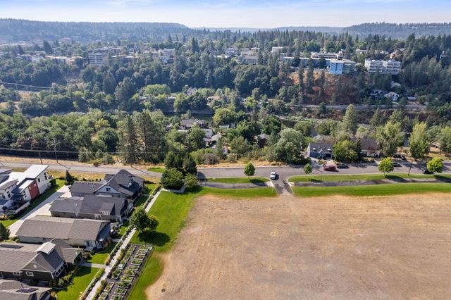 2114 W FALLS Ave, Spokane, WA 99201