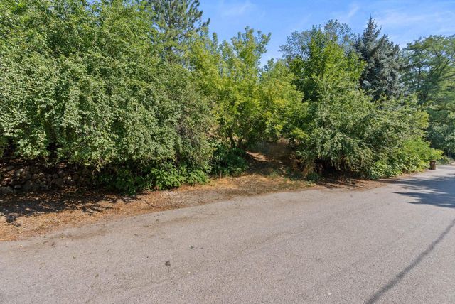 2114 W FALLS Ave, Spokane, WA 99201